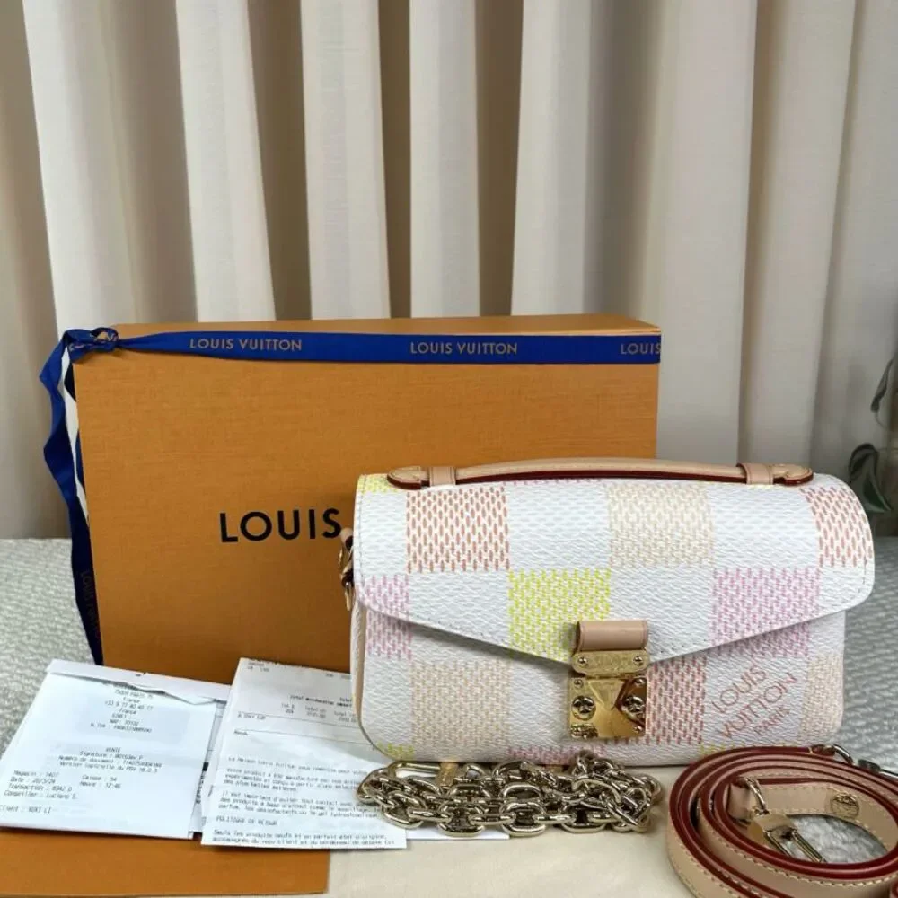 Louis Vuitton Women Pre-Loved Bag Very Good Condition